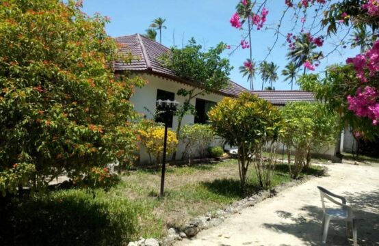 Beach House 4 rooms for SALE/10132