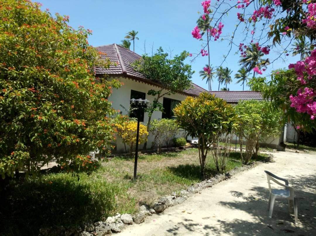 Beach House 4 rooms for SALE/10132