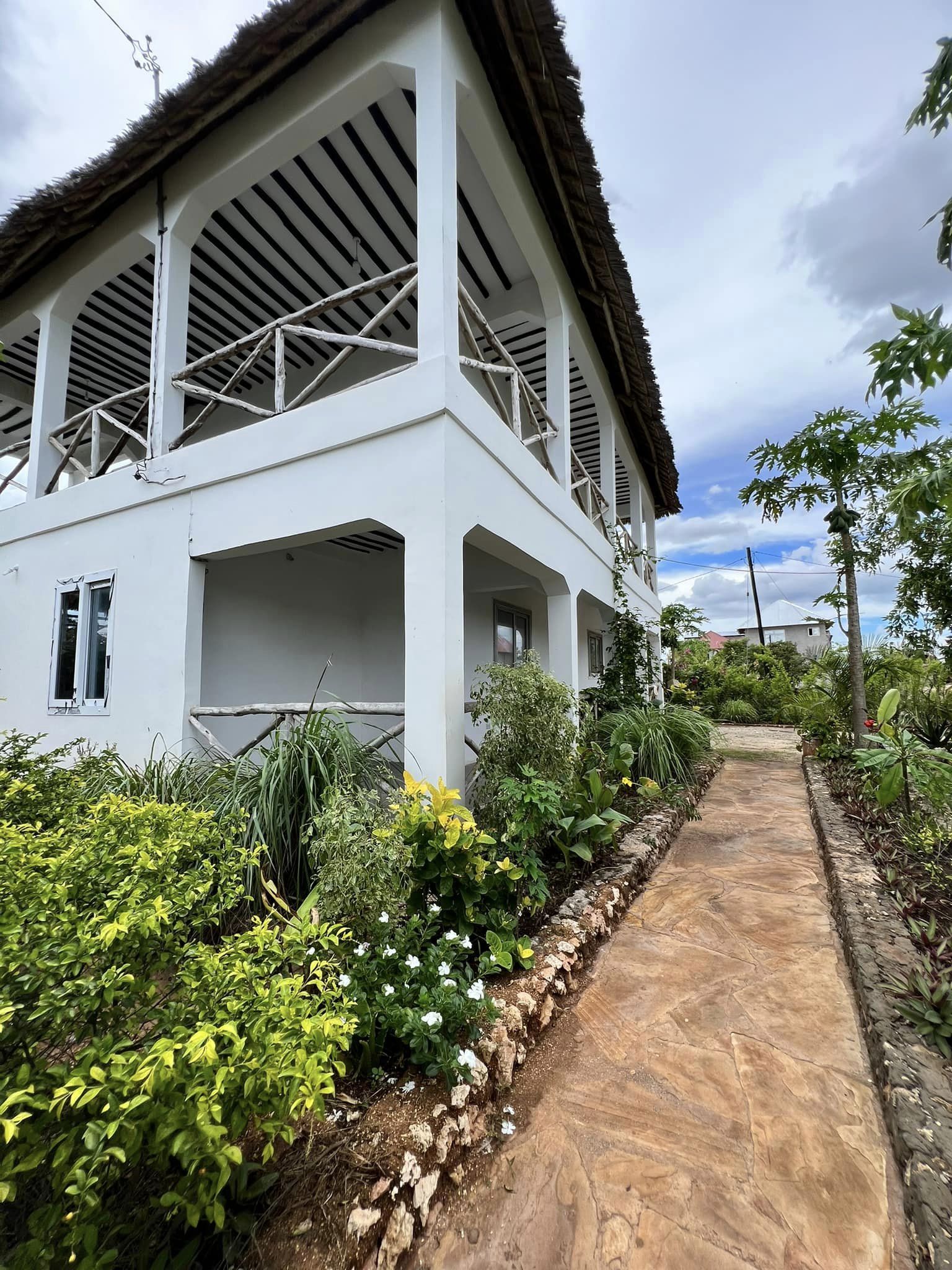 A nice potential house available FOR SALE in PAJE/10158