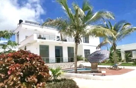 Luxurious house FOR SALE in Nungwi/10159